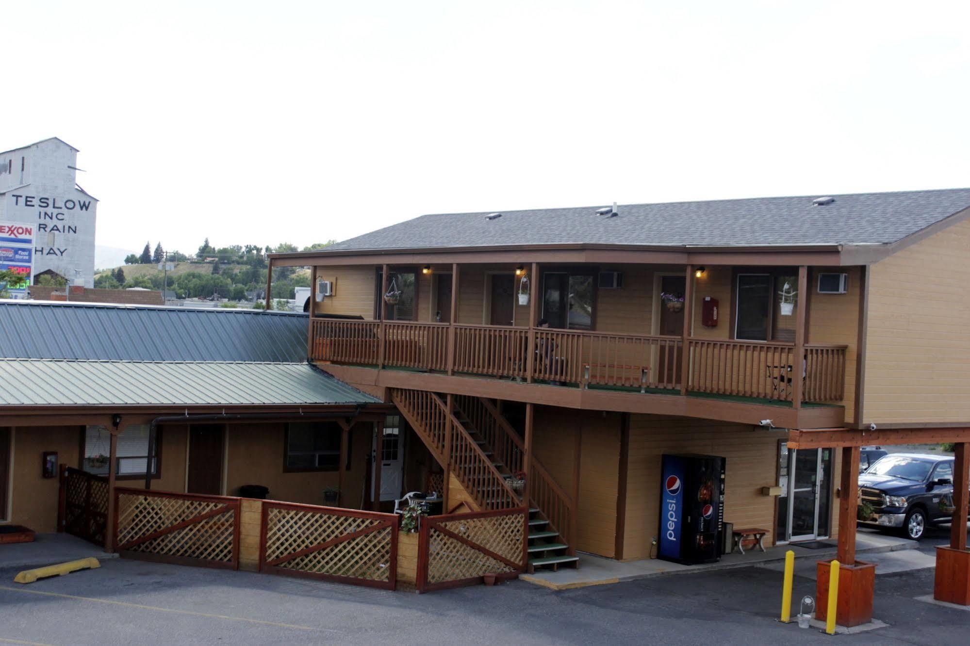 Country Motor Inn Ливингстън Екстериор снимка